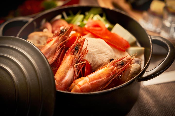 夕食はダイニングで